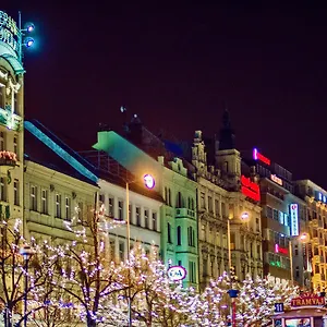 https://meran.praguehotelsweb.com