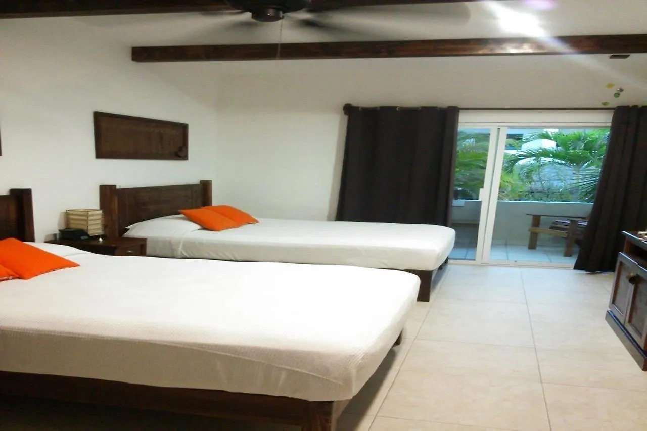 ****  La Pasion Colonial Hotel Boutique By Bunik Playa del Carmen Mexico